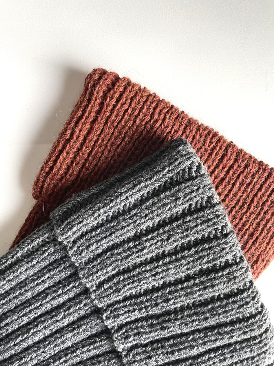 HELLI – czapka zimowa merino wywijana 100% Baby Merino 20 Ciemny szary