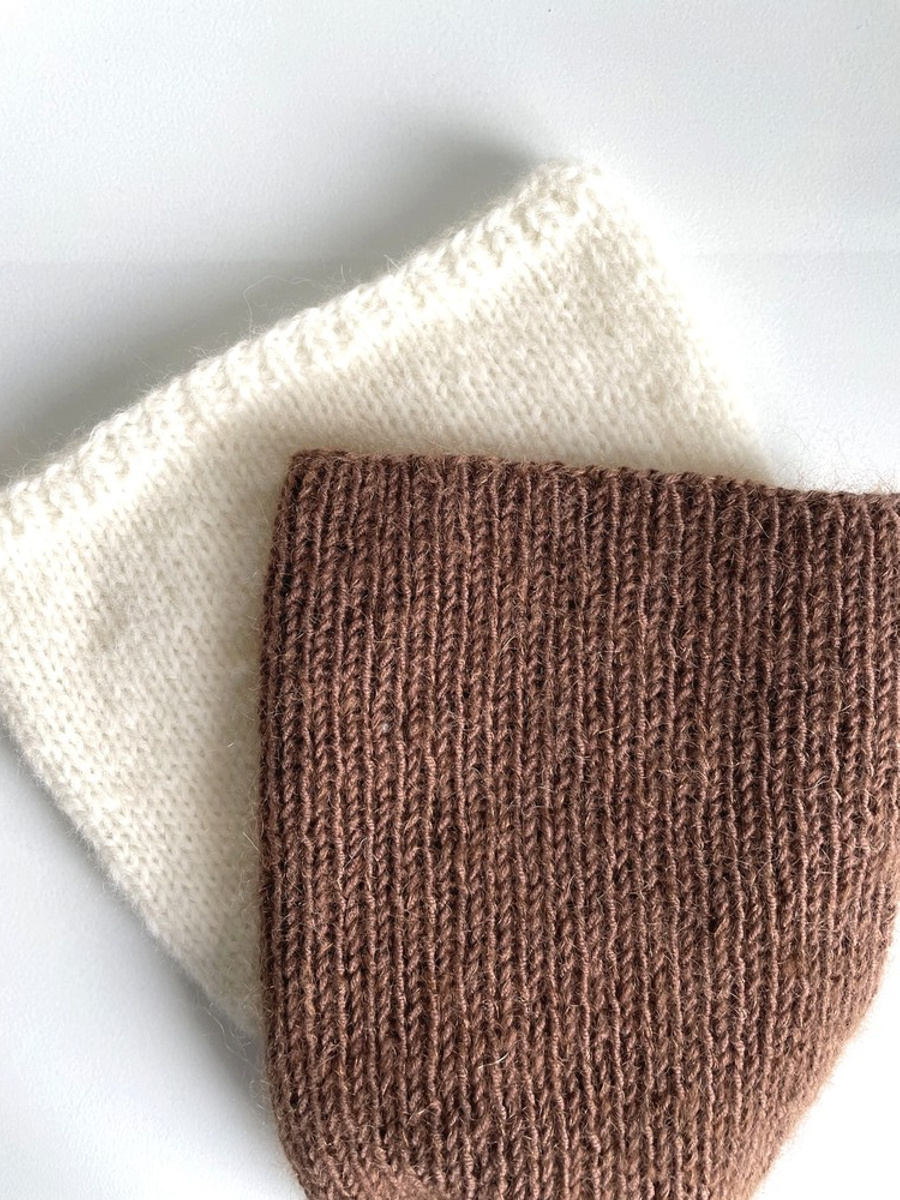 Handmade Czapka damska AUREA 100% Baby Merino plus moher i jedwab 52 Czekolada mleczna