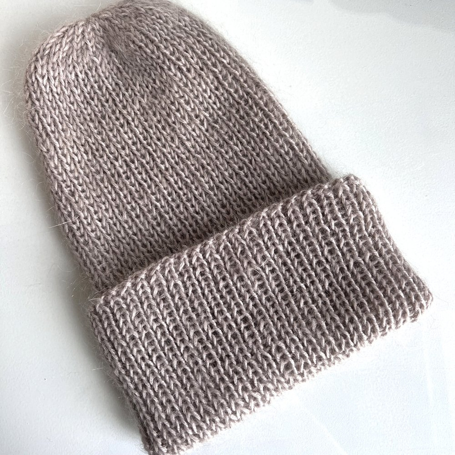 AUREA – ręcznie robiona ciepła czapka beanie z baby merino + moher i jedwab dziecięca/damska 23/20 Jasny Beż