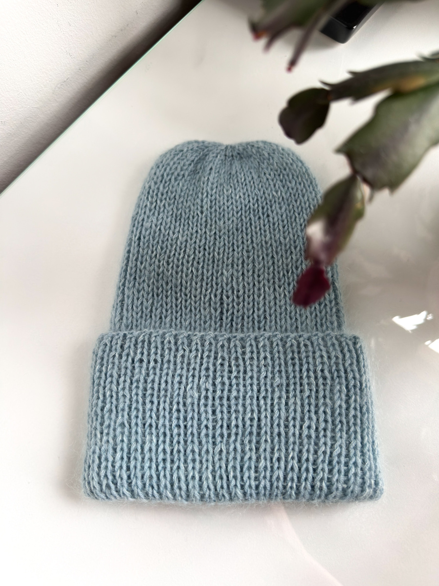 Ręcznie robiona czapka beanie AUREA 100% Baby Merino plus moher i jedwab 43/58 Jasny morski