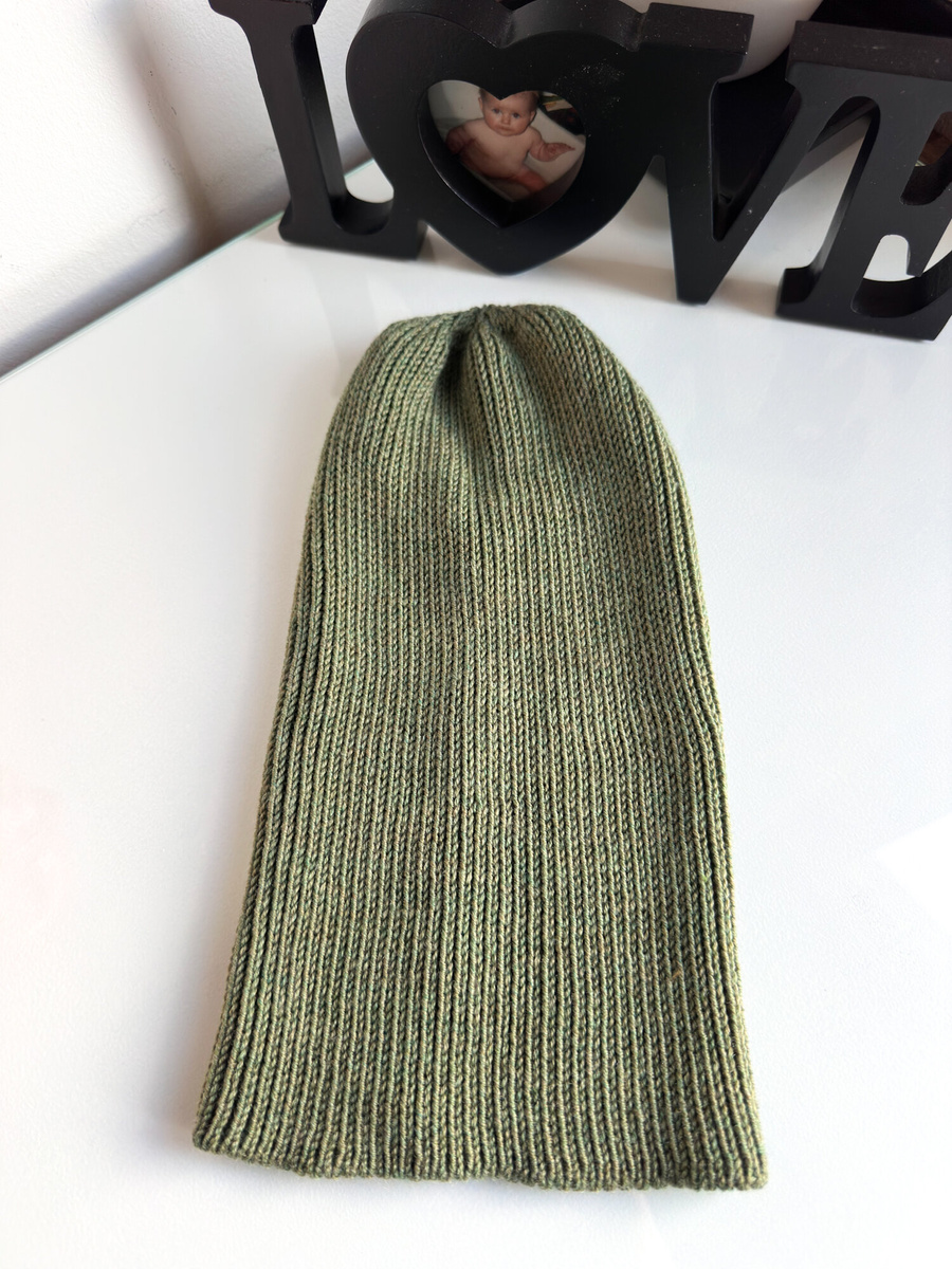 VARELLA Merino Wool Beanie 100% Baby Merino 38 oliwka przejściowa