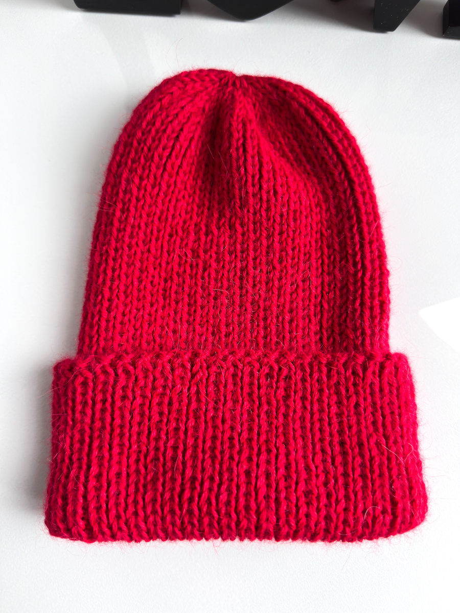 Czapka wywijana zrobiona ręcznie na drutach KIARA 100% Alpaka 3620 Czerwony