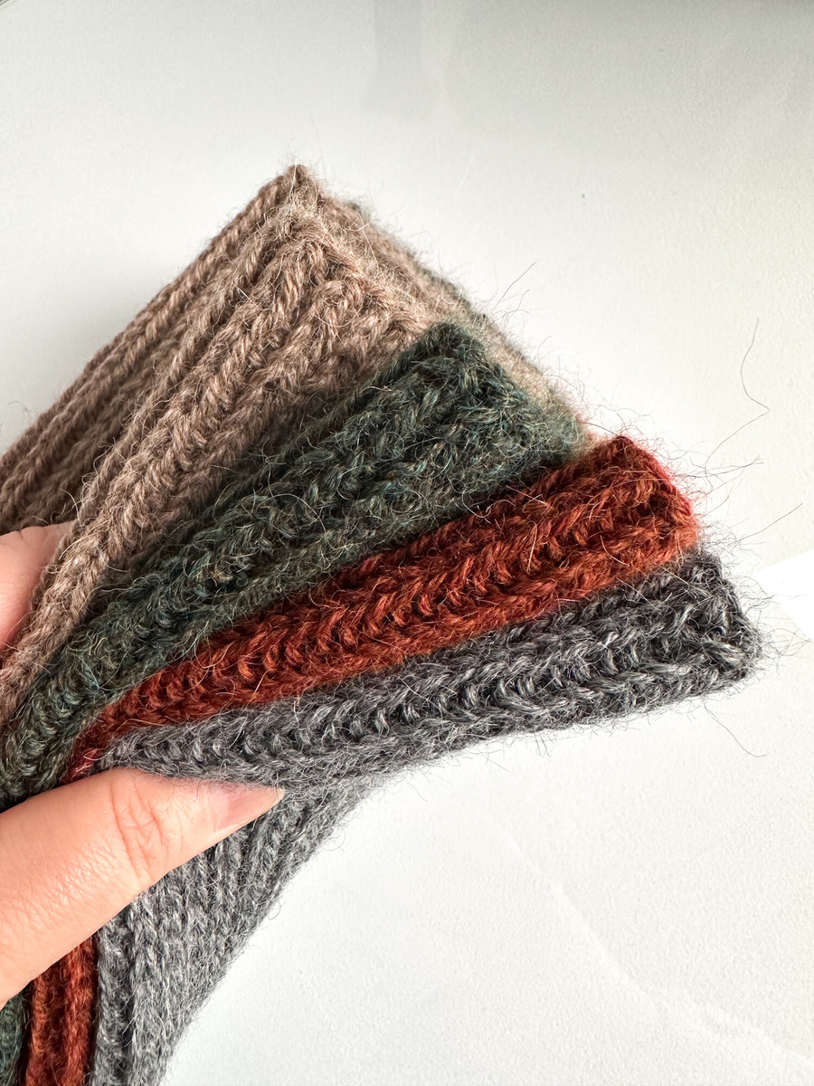 KIARA Beanie-Mütze aus 100% Alpaka 7815 leśny mix