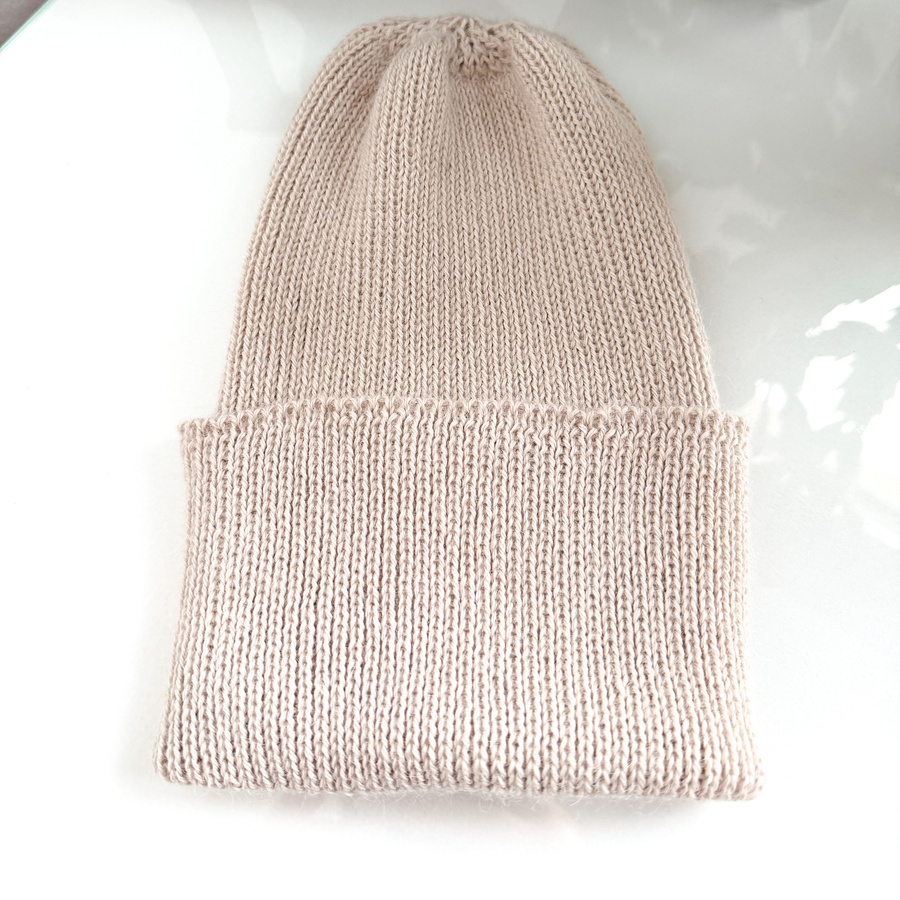 Czapka wywijana HELEN 100% Alpaka 9044 ciemne winogrona