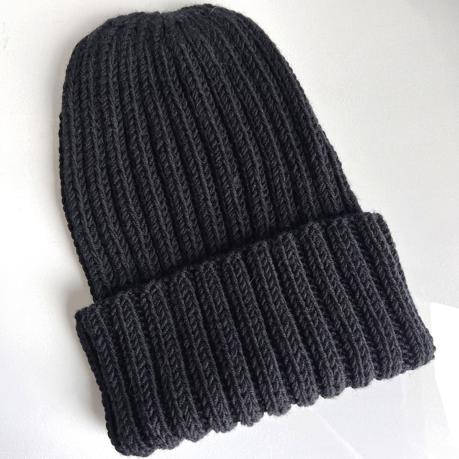 HELLI – czapka zimowa merino wywijana 21 Czarny, 100% baby merino, unisex
