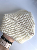 AUREA – ręcznie robiona czapka beanie baby merino + moher i jedwab dziecięca/damska 02/01 Ecru