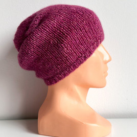 Ciepła czapka ręcznie robiona CHMURKA Alpaka 14 Wrzos