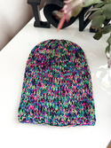 Nitkowe Love – 21 Czarny multicolor czapka smerfetka z baby merino zimowa handmade