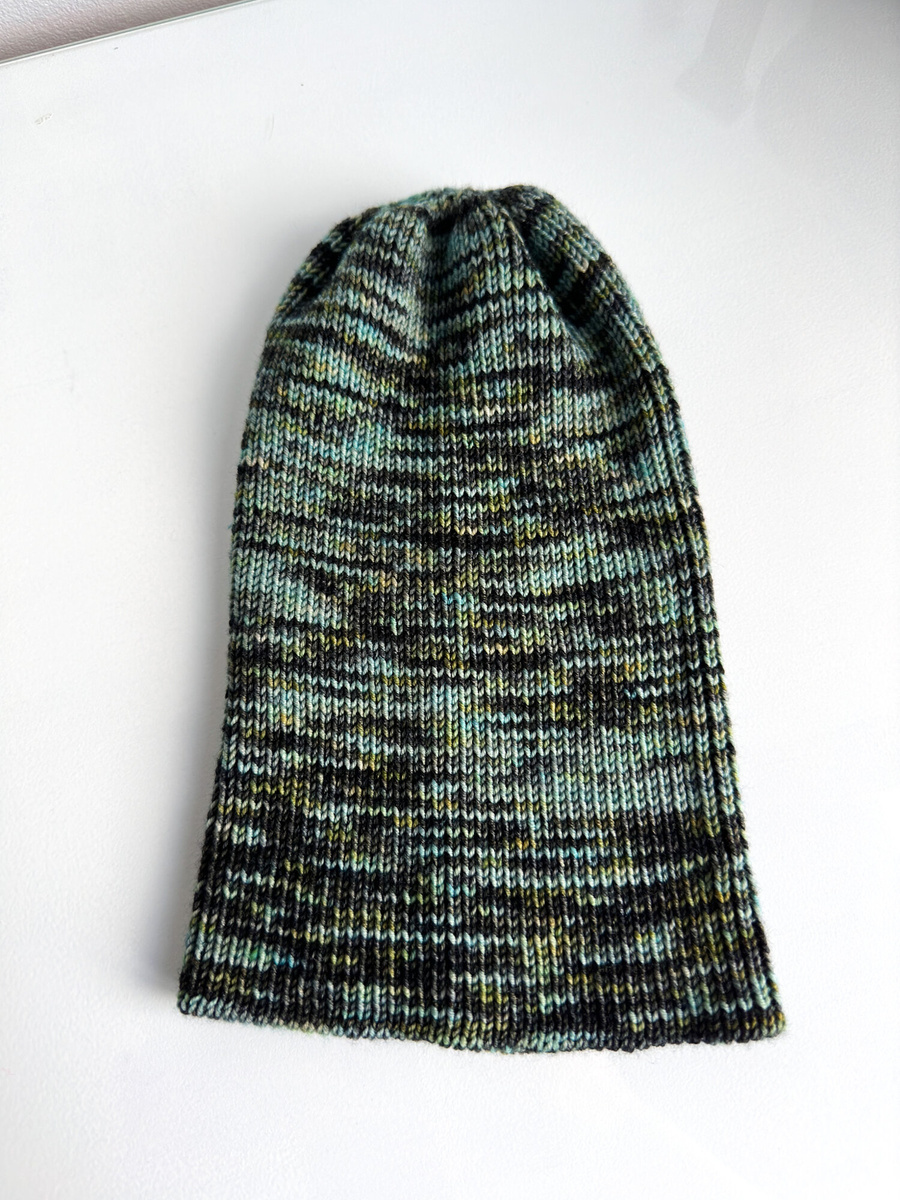 VARELLA 2.0 Beanie-Mütze aus Merinowolle Forest Night dünn für die Übergangszeit