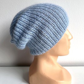AUREA – ręcznie robiona ciepła czapka beanie merino + moher i jedwab damska 11/07 błękitny stalowy
