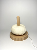 Spinner - Yarn Holder 