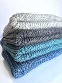 VARELLA – czapka beanie z wełny merino 100% Baby Merino 42 Petrol zimowa