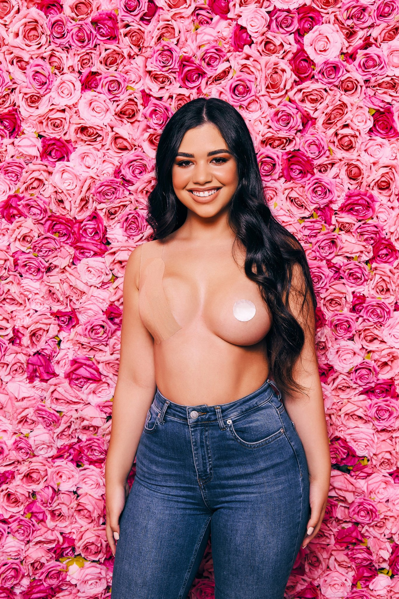 Taśma do modelowania biustu BOOBY TAPE Nude