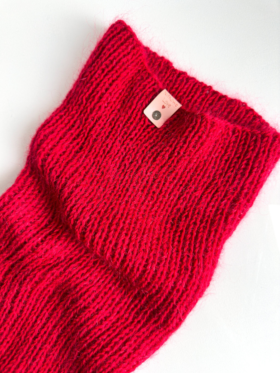 Ręcznie robiony KOMIN 100% Baby Merino plus moher i jedwab 16/14 Czerwony