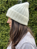 Ręcznie robiona czapka beanie MIRA 100% Merino plus moher i jedwab 01 Ecru