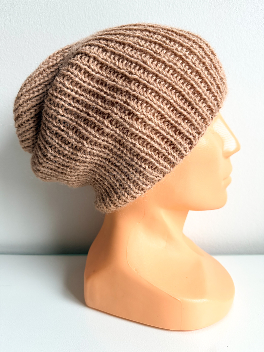 KIARA 100% Alpaca Beanie without a Turn-Up Cuff 302 camel