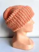 CHMURKA – czapka z alpaki beanie ręcznie robiona 54 Słodka Morela