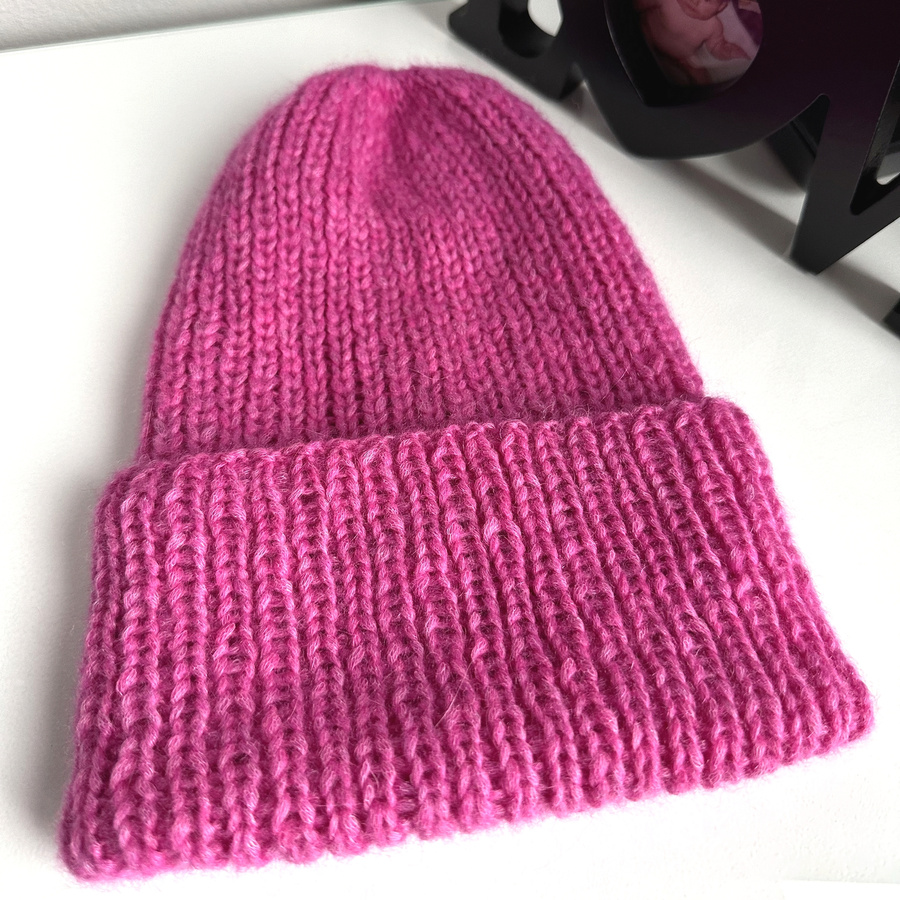 CHMURKA – czapka z alpaki ręcznie robiona wywijana 39 magenta