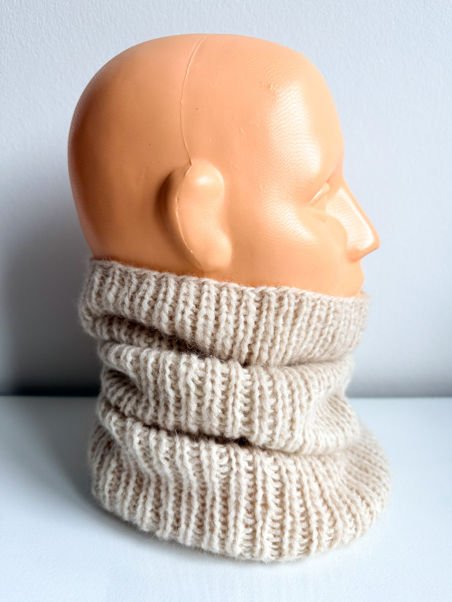 Ręcznie robiony KOMIN CHMURKA Alpaka 02 Pszeniczny