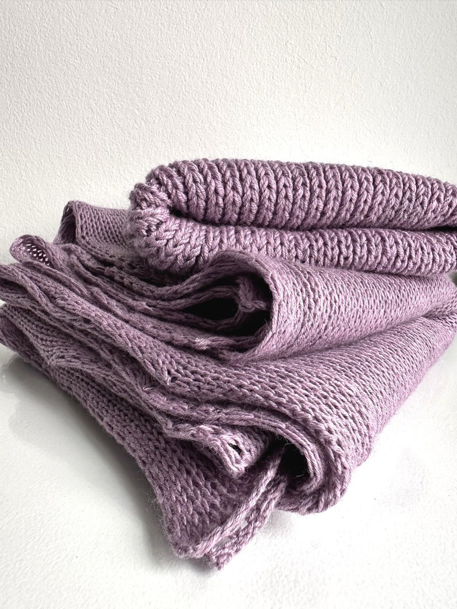 Ciepły i przytulny szal Nitkowe Love 230x35 cm 100% Baby Merino - WYBIERZ KOLOR