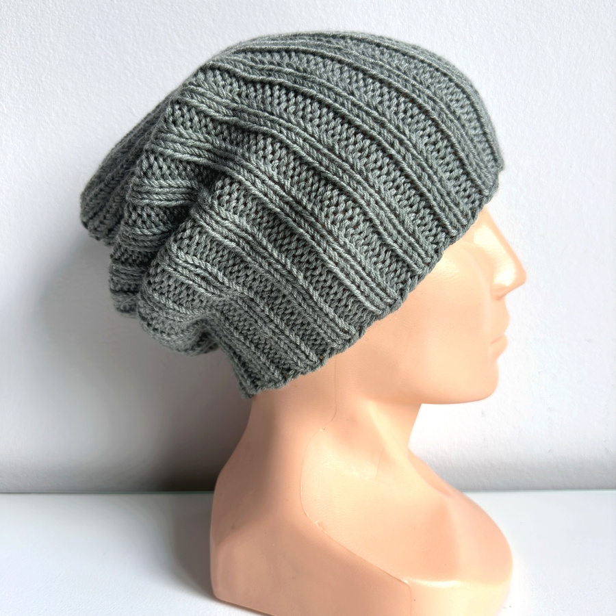HELLI – czapka zimowa damska beanie z wełny baby merino 50 Zielona Szałwia