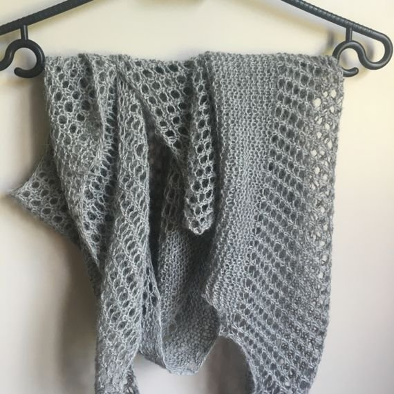 Hand-Knitted Shawl in 100% Alpaca Wool – Choose Your Colour
