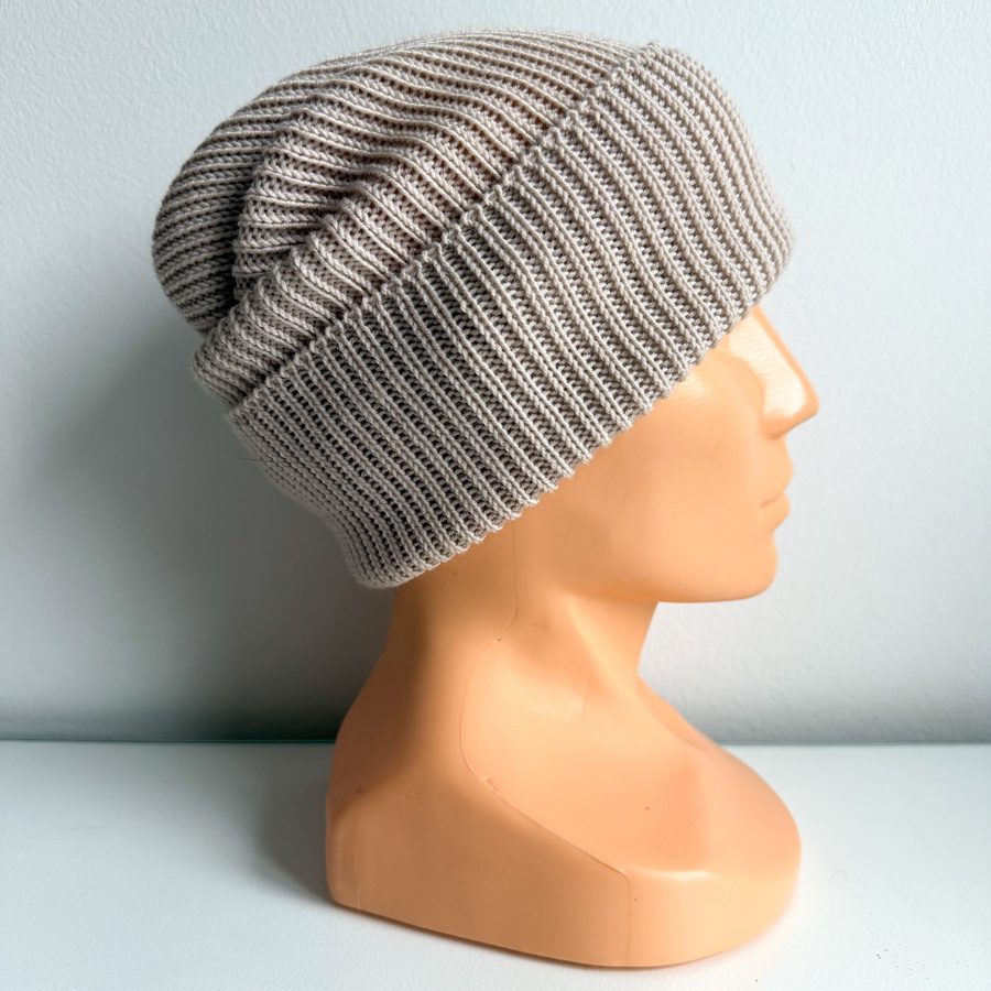 VARELLA – czapka beanie z wełny merino 100% Baby Merino 63 piaskowy, jesienno-zimowa