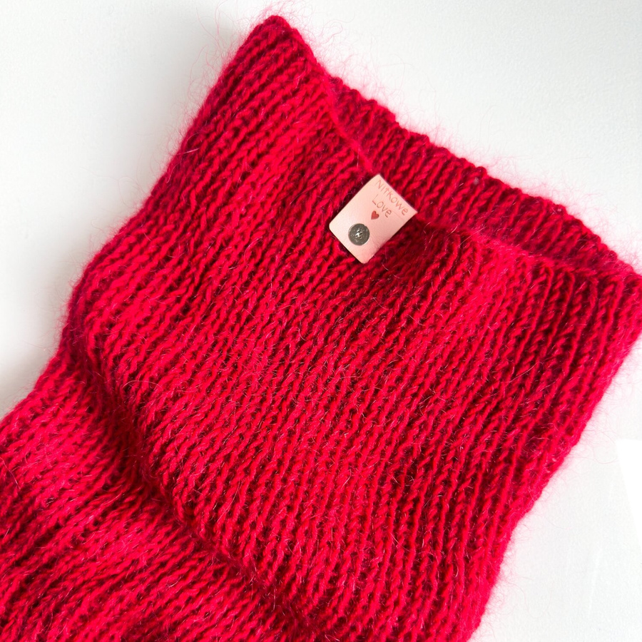 Ręcznie robiony KOMIN AUREA 100% Baby Merino plus moher i jedwab 16/14 Czerwony