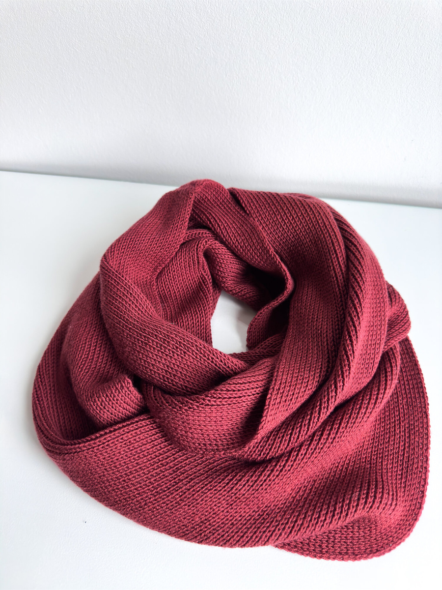 OPIS/CENA....! Ręcznie robiony komin zawijany 100% Baby Merino 51 Bordowy