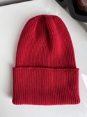 Beanie czapka z wełny merino VARELLA 100% Baby Merino 16 Czerwony