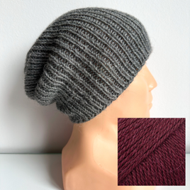 KIARA Mütze ohne Umschlag 100% Alpaka 9046 dzikie jagody unisex