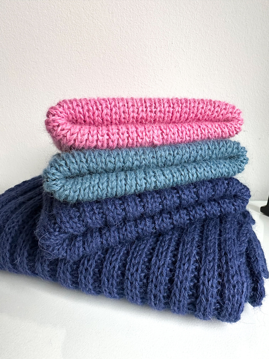 LAURIN Mütze mit Umschlag 100% Alpaka 5575 Navy