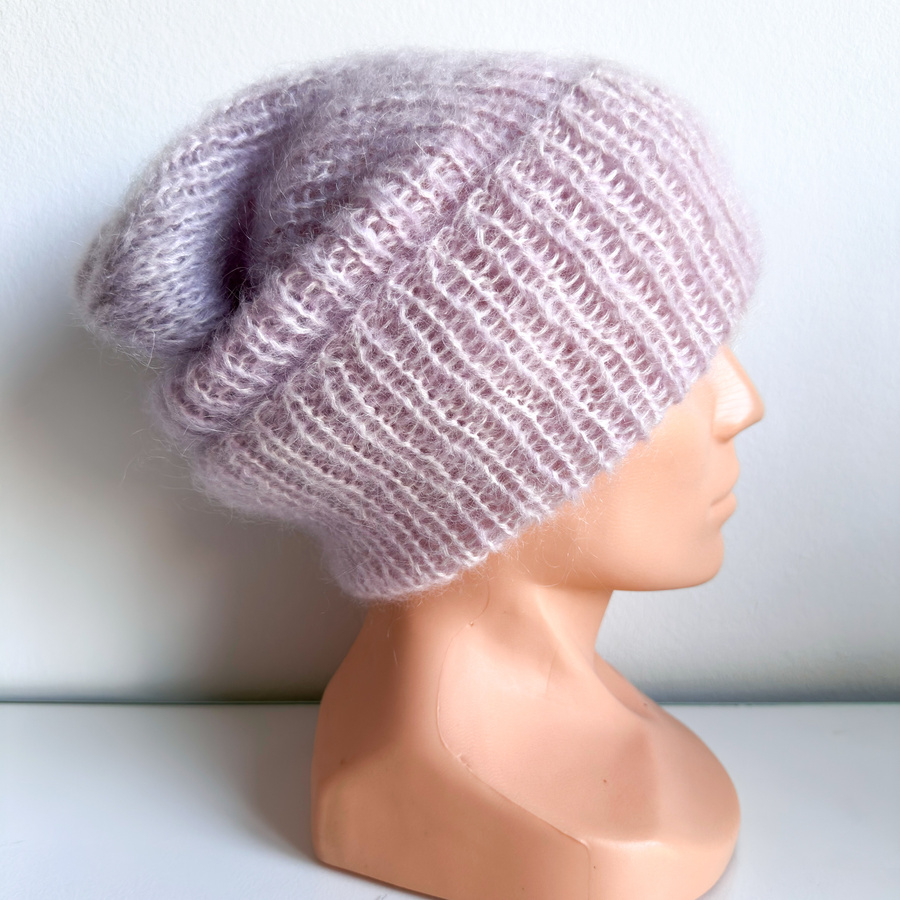 Ręcznie robiona, wywijana Czapka moherowa z jedwabiem Jasny różowy