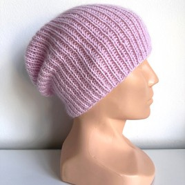 Handgemachte Damenmütze AUREA 100% Baby Merino plus Mohair und Seide 05/03 Hellrosa