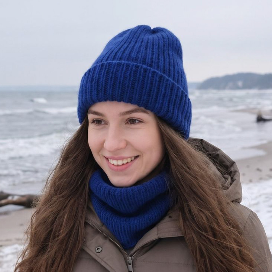 Wywijana czapka kaszmirowa z jedwabiem ELARA 728 Vela Nitkowe Love