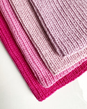 NANA – czapka beanie z wełny baby merino 54 Pudrowy Róż