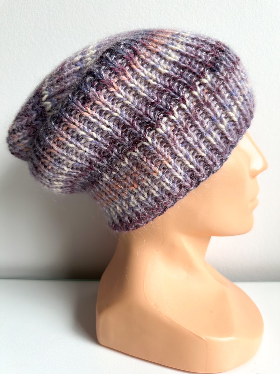 Handmade Czapka damska AUREA 100% Baby Merino plus moher i jedwab 03/29 Wanilia