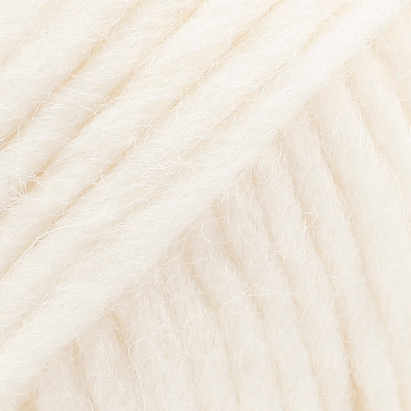 JANKA – gruba czapka wełniana beanie damska Nitkowe Love 01 Ecru