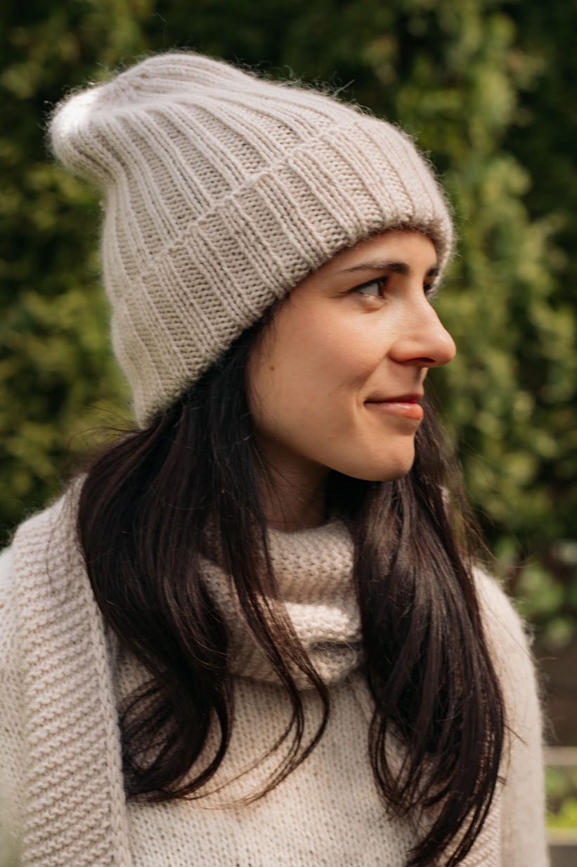 MIRA – ciepła czapka beanie handmade merino + moher i jedwab 50/56 jasny beż