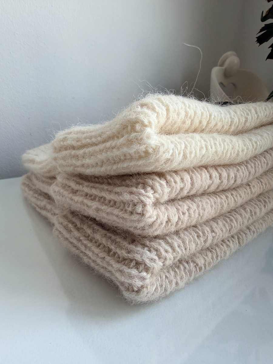 MORGANA – czapka damska zimowa alpaka + jedwab 9036/40 Marcepan