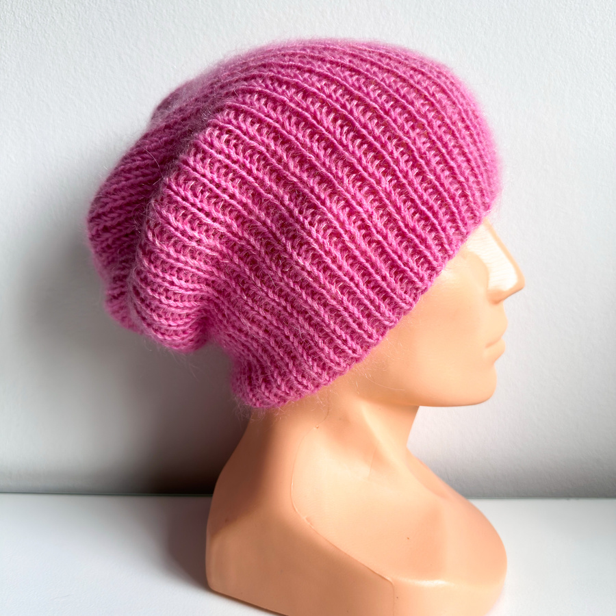 Handmade women's hat AUREA 100% Baby Merino plus mohair and silk 07/62 Strawberry Ice Cream