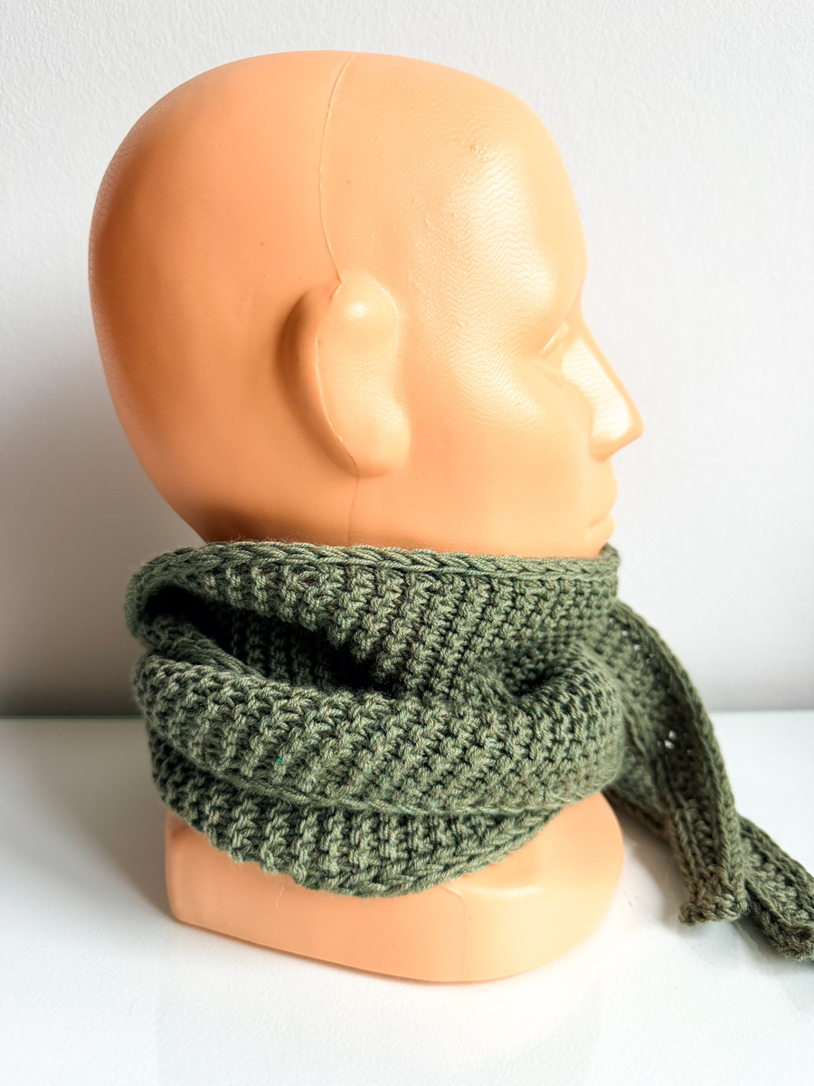 Słodki szalik, apaszka z merynosa Nitkowe Love 22 Magenta