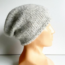 Ciepła czapka ręcznie robiona CHMURKA Alpaka 03 Perłowy Szary