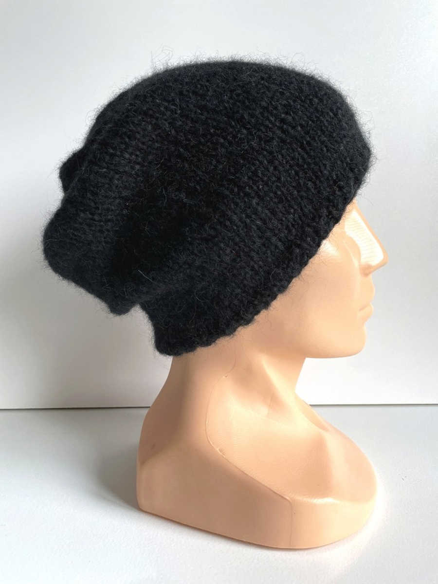 CHMURKA Women's Alpaca Beanie 31 Black