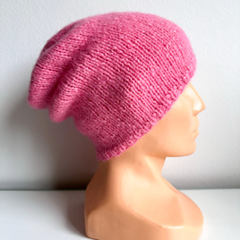 Ciepła czapka ręcznie robiona CHMURKA Alpaka 53 lody truskawkowe