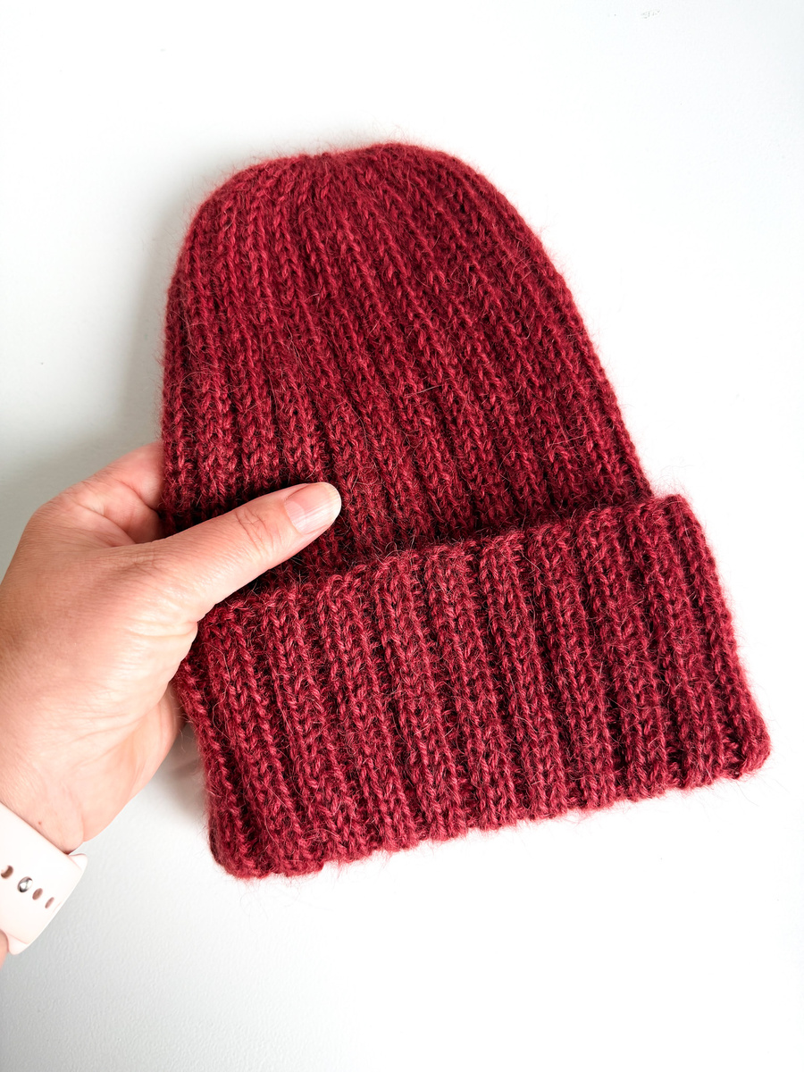 MARGARET Handmade Beanie Alpaca Mohair and Silk 9040 Ostrokrzew