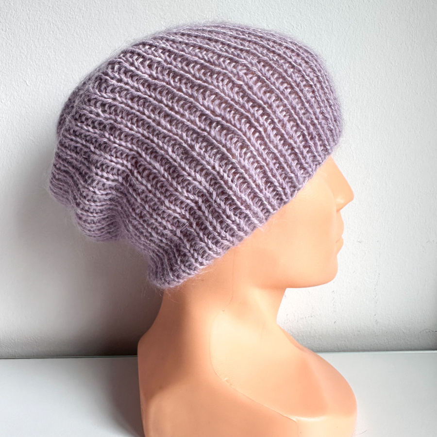 Handmade women's hat AUREA 100% Baby Merino plus mohair and silk 60/55 Lavender Frost