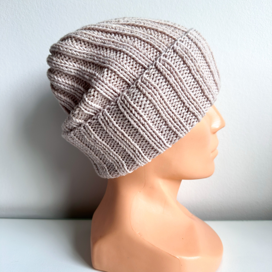 Wywijana czapka merino HELLI 100% Baby Merino 59 pszeniczny