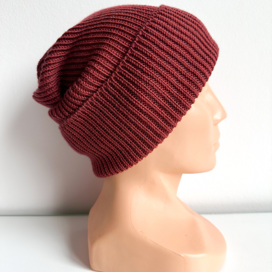 VARELLA – czapka zimowa merino 100% Baby Merino 51 bordowy beanie wywijana