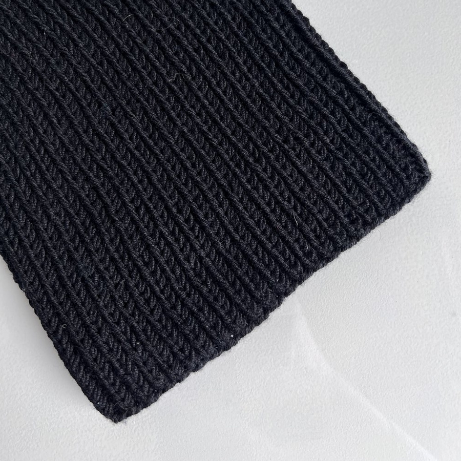 NANA – czapka beanie z wełny baby merino 21 Czarny, jesienno-zimowa